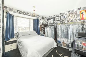 Photo 16- click for photo gallery